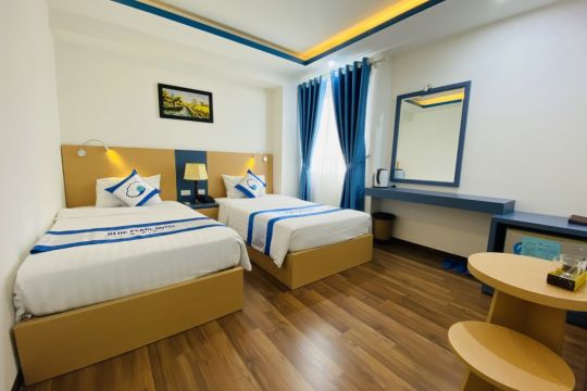 SUPERIOR ROOM